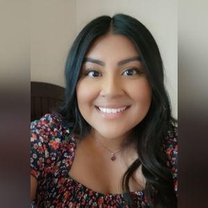 Meet your Posher, Leslie